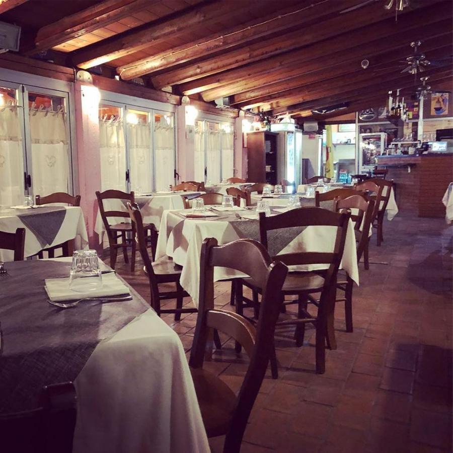 Locanda Del Tavolo Matto 波滕扎皮切纳 外观 照片