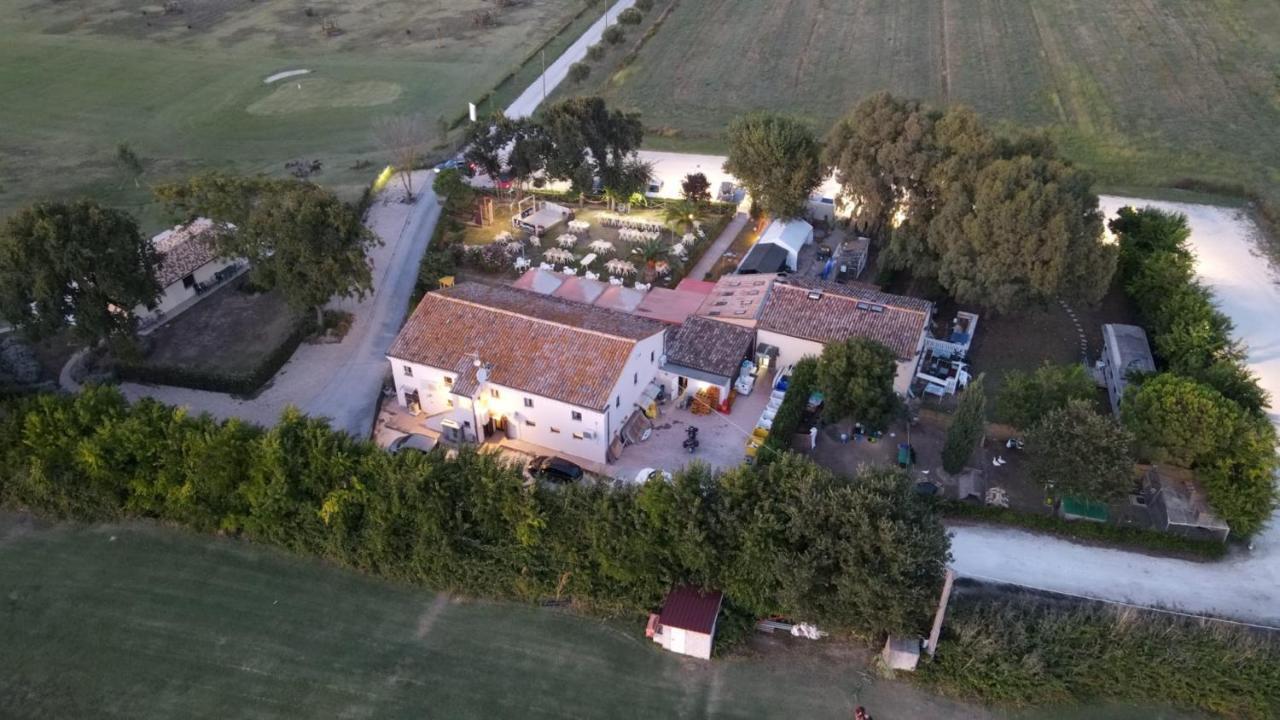 Locanda Del Tavolo Matto 波滕扎皮切纳 外观 照片